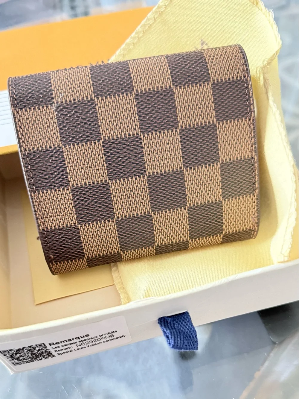 Damier Bifold Card Holder in Brown BNIB